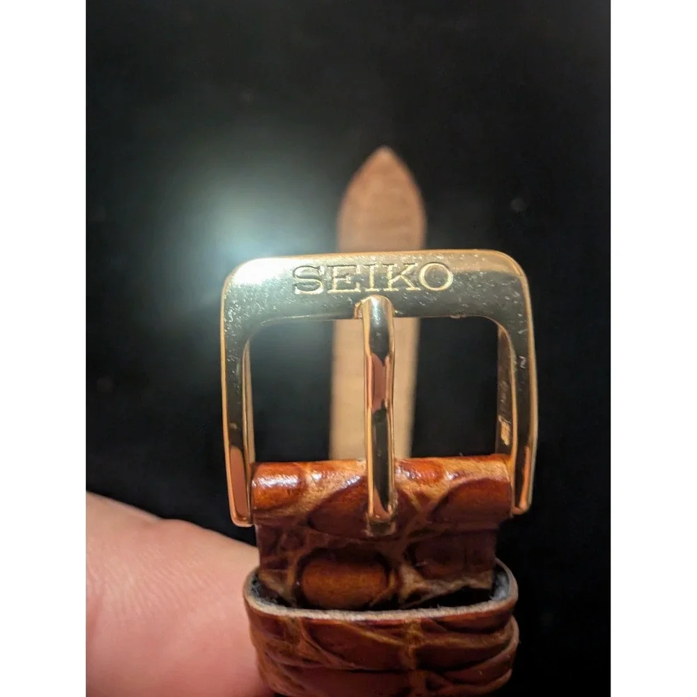 Seiko Quartz Womens Watch Gold Dial Brown Leather Band 5V80-7009 Vintage Runs